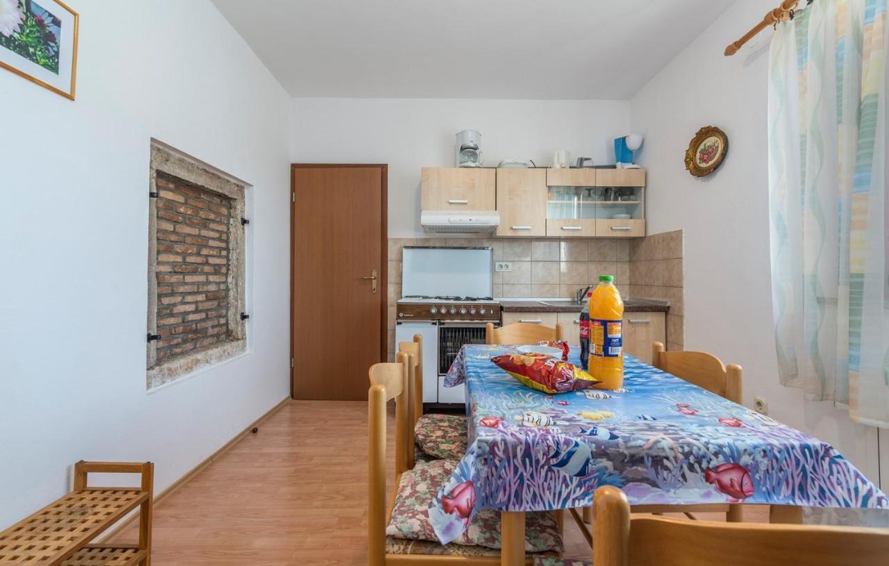 Apartments Ulika Cervar-Porat Exterior photo